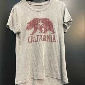 California Graphic t-shirt   Size L